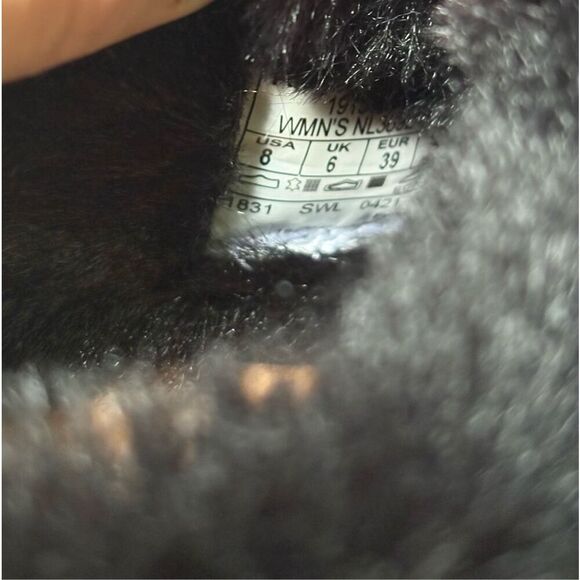 Sorel Go Coffee Run Faux Fur Slippers size 8 Black - Picture 5 of 10